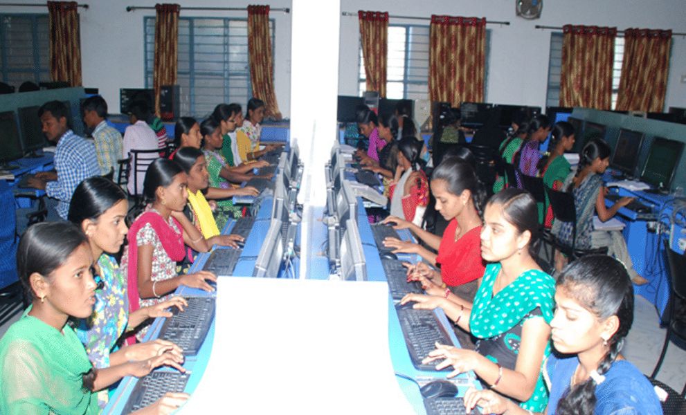 Vasistha Degree & PG College Kamareddy Laboratory photo 14