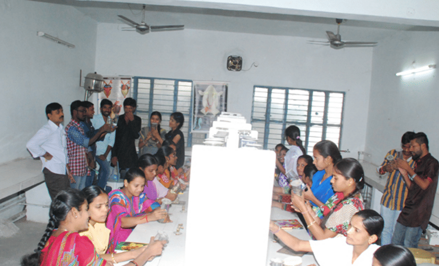 Vasistha Degree & PG College Kamareddy Laboratory photo 15