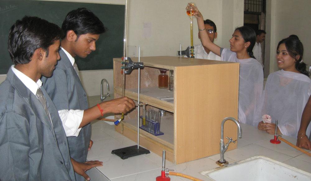 Neelam Group Of Institutions Agra Facilities photo 10