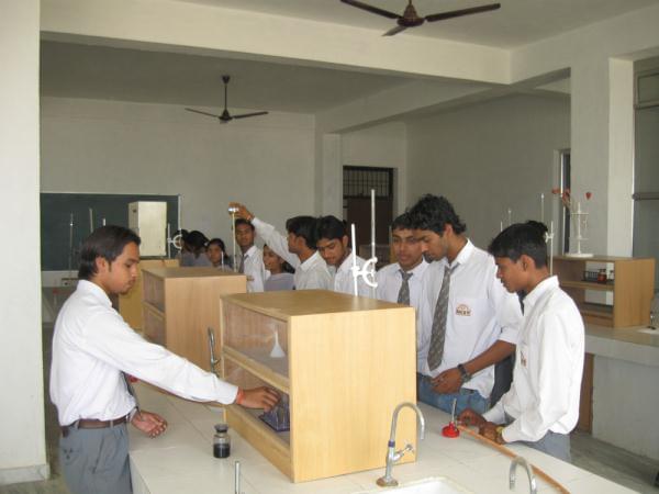 Neelam Group Of Institutions Agra Facilities photo 11