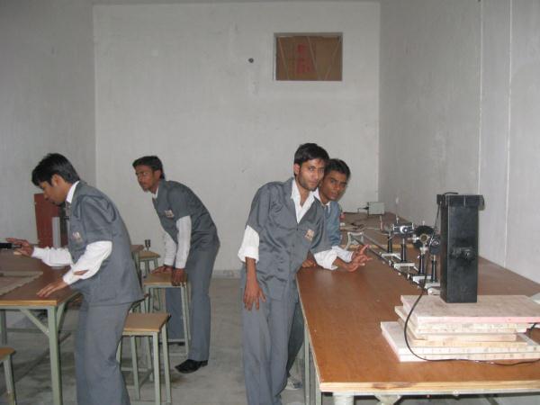 Neelam Group Of Institutions Agra Facilities photo 4
