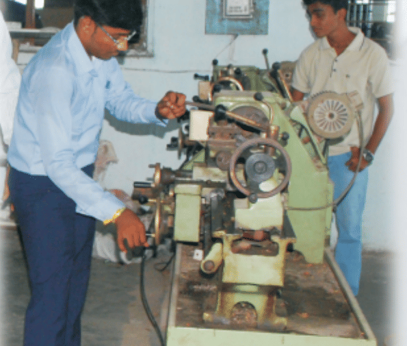 Sanjay Education Society's College of Engineering Dhule Labs photo 7