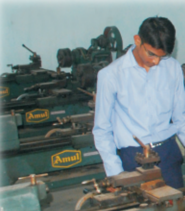 Sanjay Education Society's College of Engineering Dhule Labs photo 8