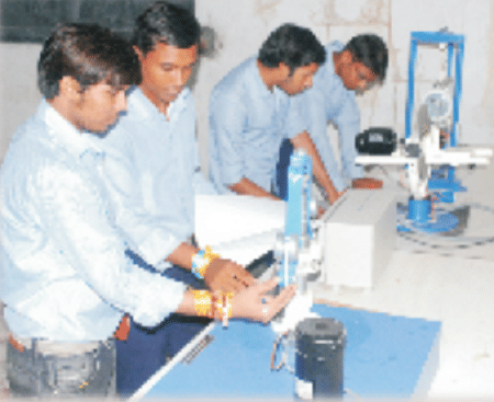 Sanjay Education Society's College of Engineering Dhule Labs photo 11