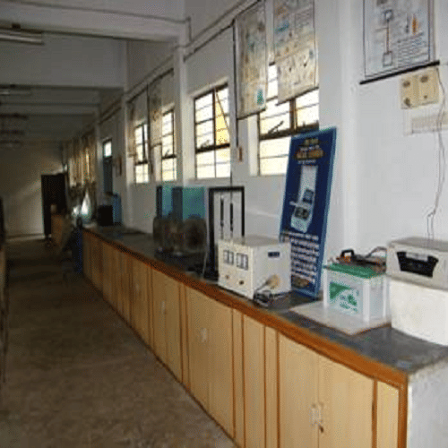 College of Agricultural Engineering and Technology Akola Lab photo 3
