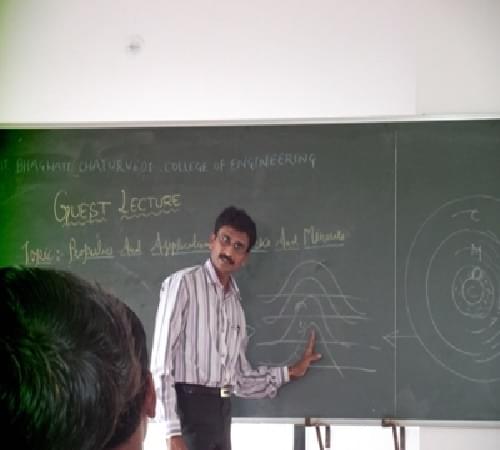 Priyadarshini Bhagwati College of Engineering Nagpur Academic Building photo 5