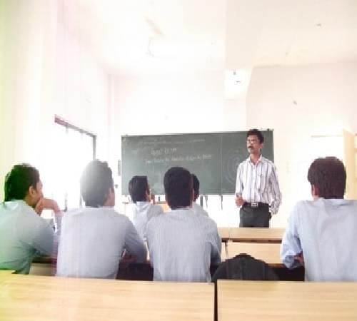 Priyadarshini Bhagwati College of Engineering Nagpur Academic Building photo 4