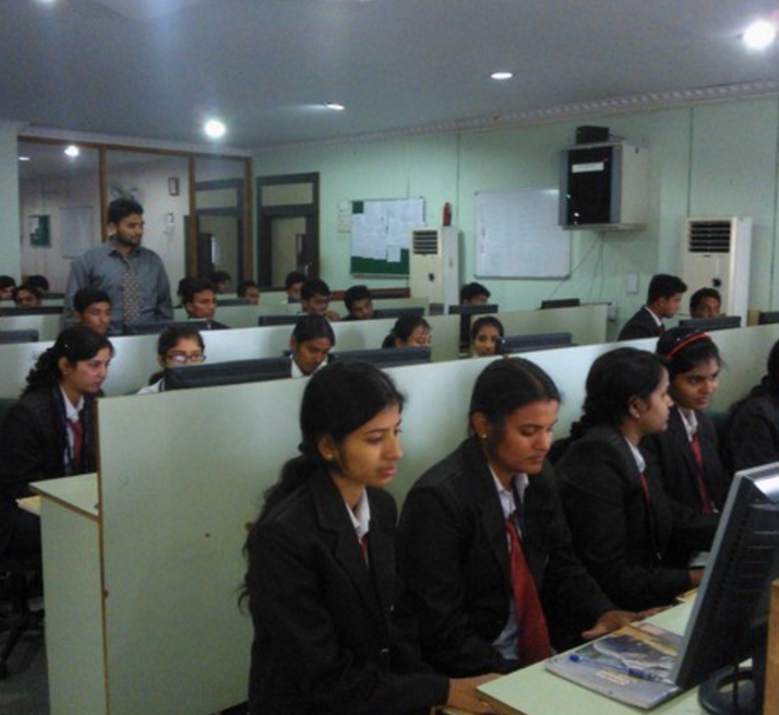Smt Radhikatai Pandav College of Engineering Nagpur Campus photo 3