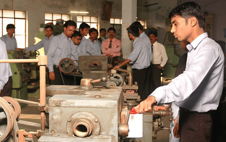 Smt Radhikatai Pandav College of Engineering Nagpur Campus photo 16