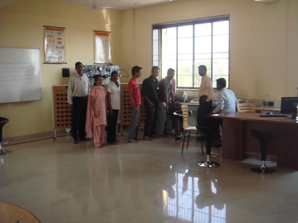 Dilkap Research Institute of Engineering and Management Studies Karjat Laboratory Instruments photo 1