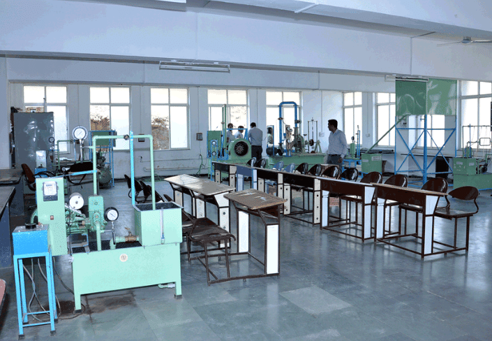 Satara College Of Engineering And Management Labs and Library photo 4