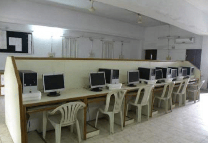 Rajiv Gandhi College of Engineering, Research and Technology Chandrapur Laboratory photo 4