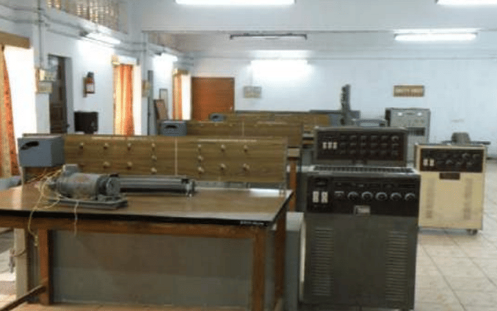 Rajiv Gandhi College of Engineering, Research and Technology Chandrapur Laboratory photo 16