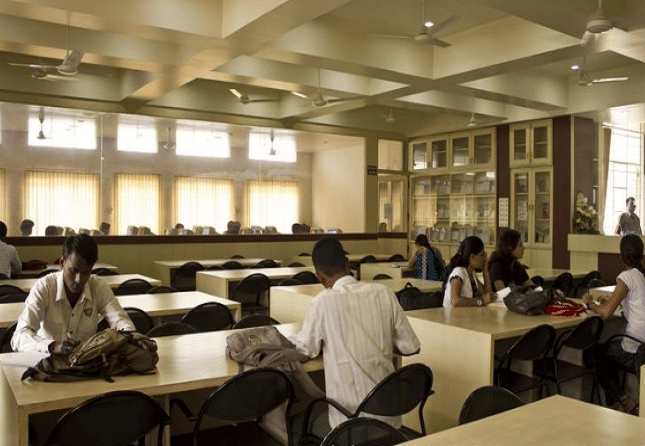 Bharati Vidyapeeth Deemed University Institute of Management Kolhapur Campus photo 3