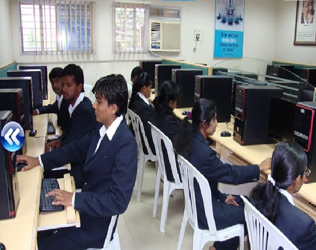 Bharati Vidyapeeth Deemed University, Yashwantrao Mohite Institute of Management Karad Infrastructure photo 1