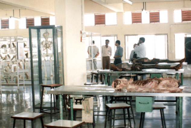 ACPM Medical College Dhule Laboratory photo 6