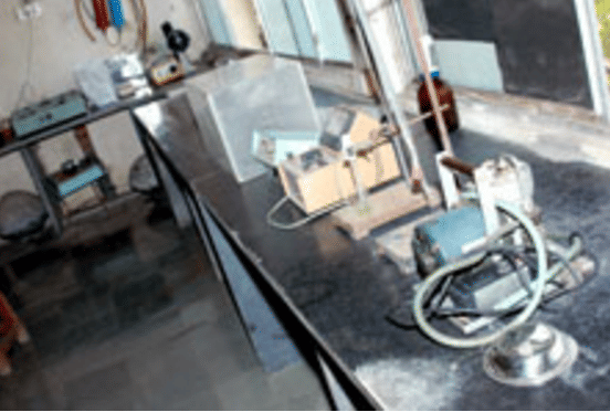 ACPM Medical College Dhule Laboratory photo 8