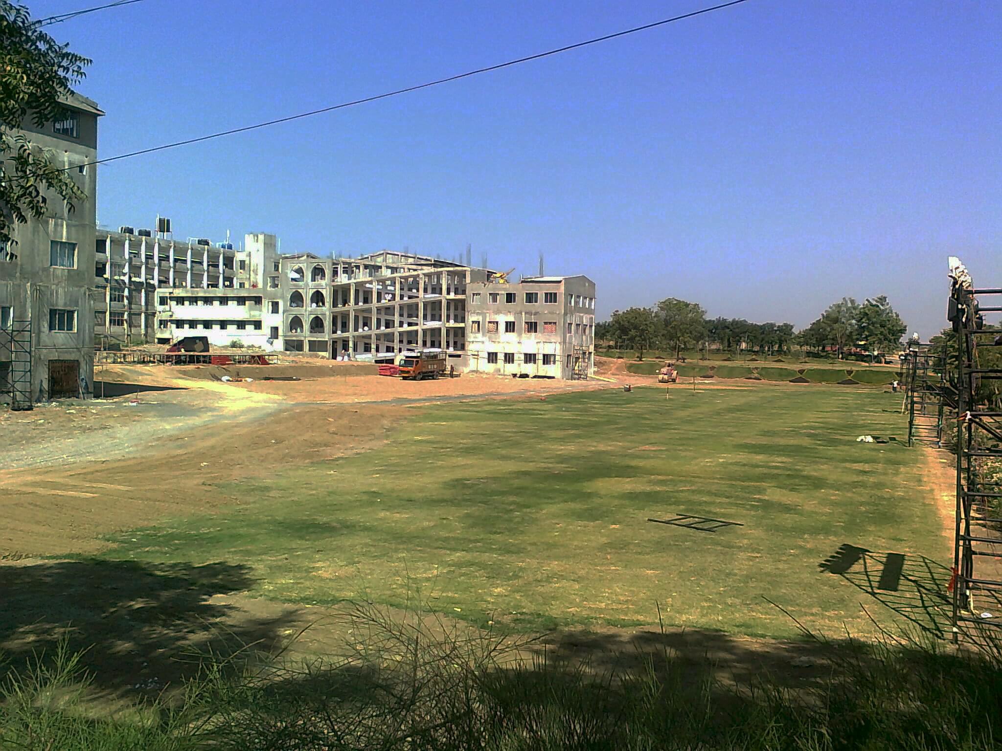 Dr. Ulhas Patil Medical College & Hospital Jalgaon Acedemic Buliding photo 2