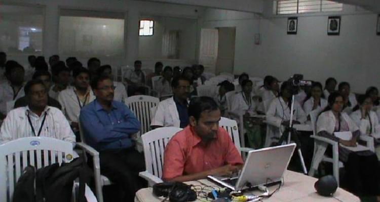 Sonajirao Kshirsagar Homoeopathic Medical College Beed Auditorium photo 2