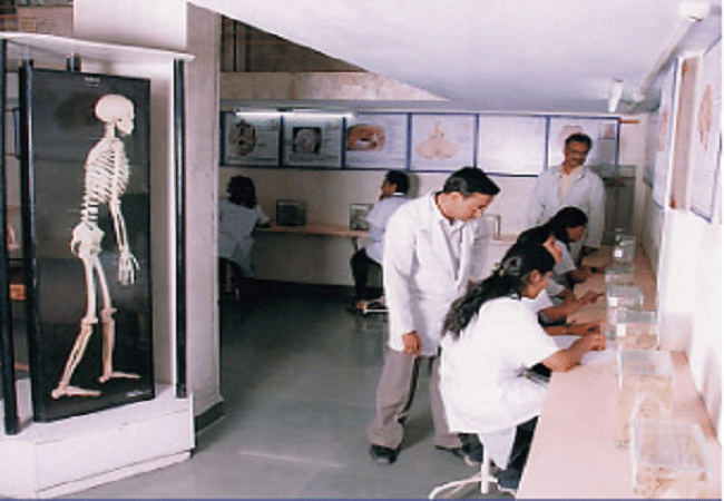 Smt Kanchanbai Babulalji Abad Homoeopathic Medical College Nashik Labs photo 4