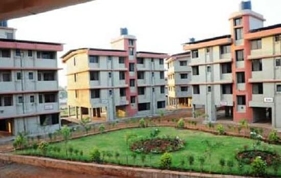 BKL Walawalkar Rural Medical College Ratnagiri Academic Building photo 1