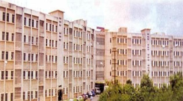 GMC Nagpur Academic Building photo 4