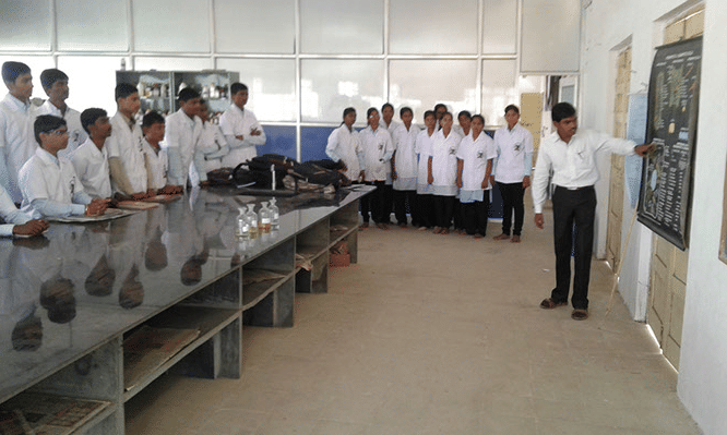 Aditya Agricultural Biotechnology College Beed Labs photo 3