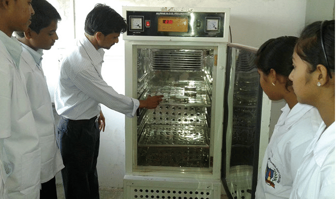 Aditya Agricultural Biotechnology College Beed Labs photo 5