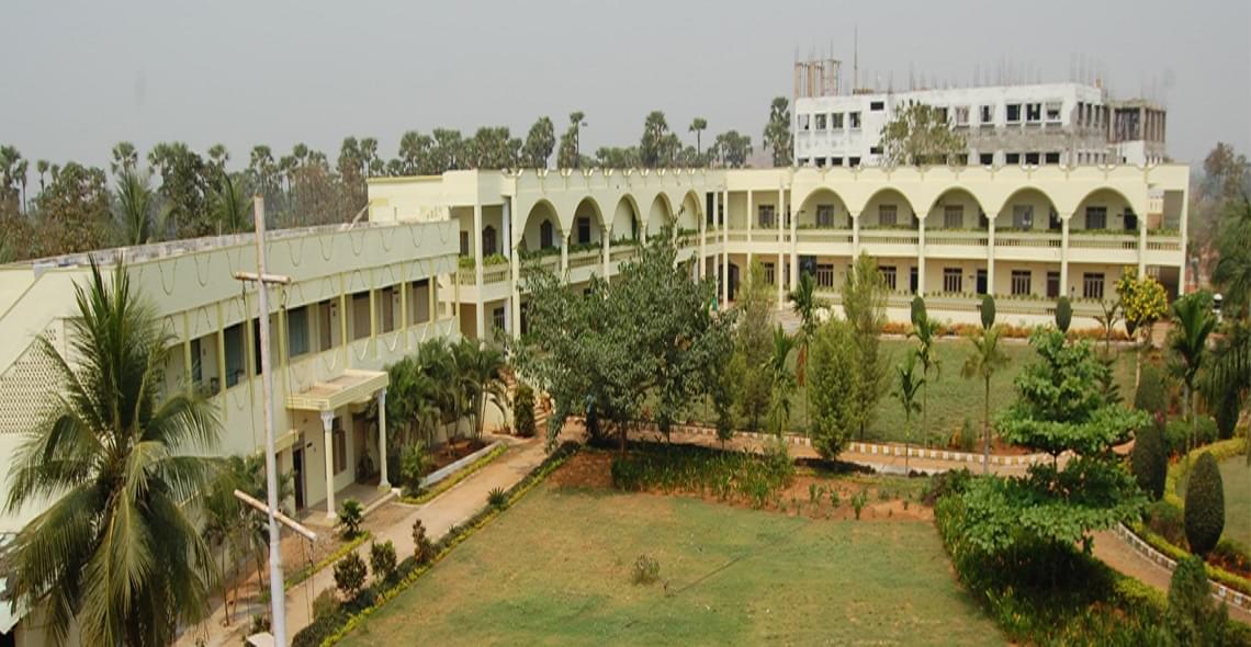 Praveenya Institute of Marine Engineering Vizianagaram Academic Building photo 1
