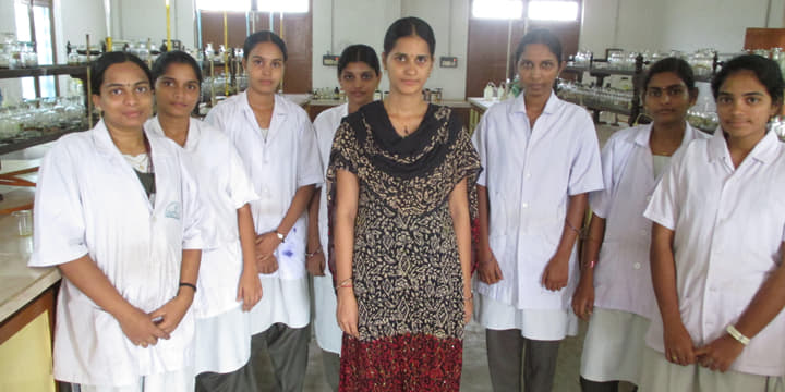 Bhagavantham Gupta Bangaru Seshavatharam Women's College Narasapuram Campus with facilities photo 5