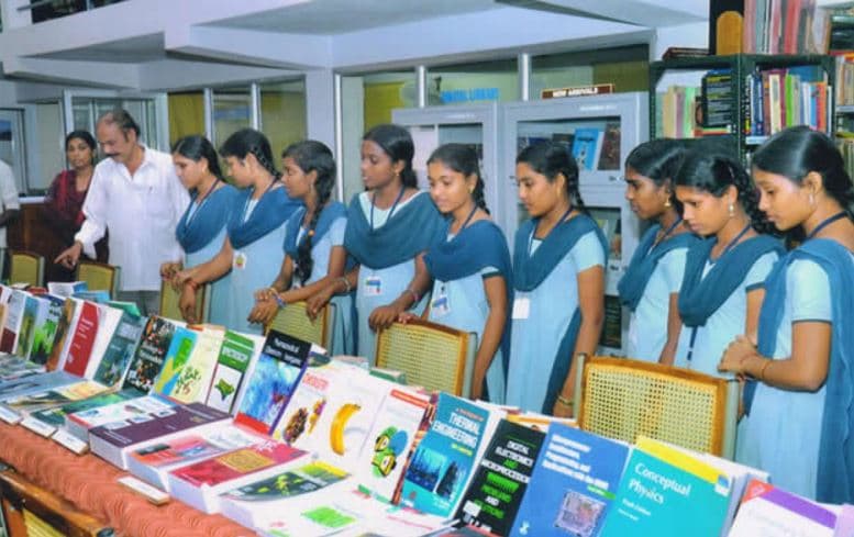 Sri YN College Narasapuram Campus photo 13