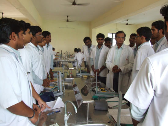 NRI Medical College Guntur Campus photo 14