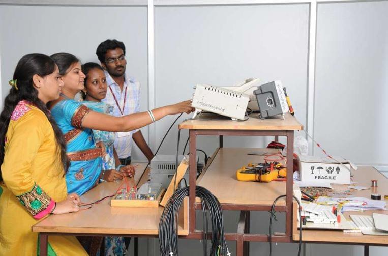 Vemu Institute of Technology Chittoor Laboratory photo 2