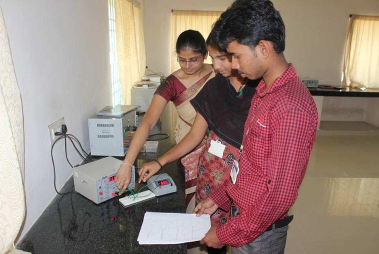 Vemu Institute of Technology Chittoor Laboratory photo 7