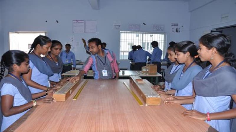 Indira Institute of Technology & Sciences Prakasam Labs photo 3