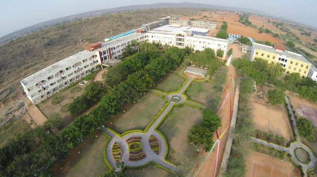 Newton's Institute of Engineering Guntur Buildings photo 6