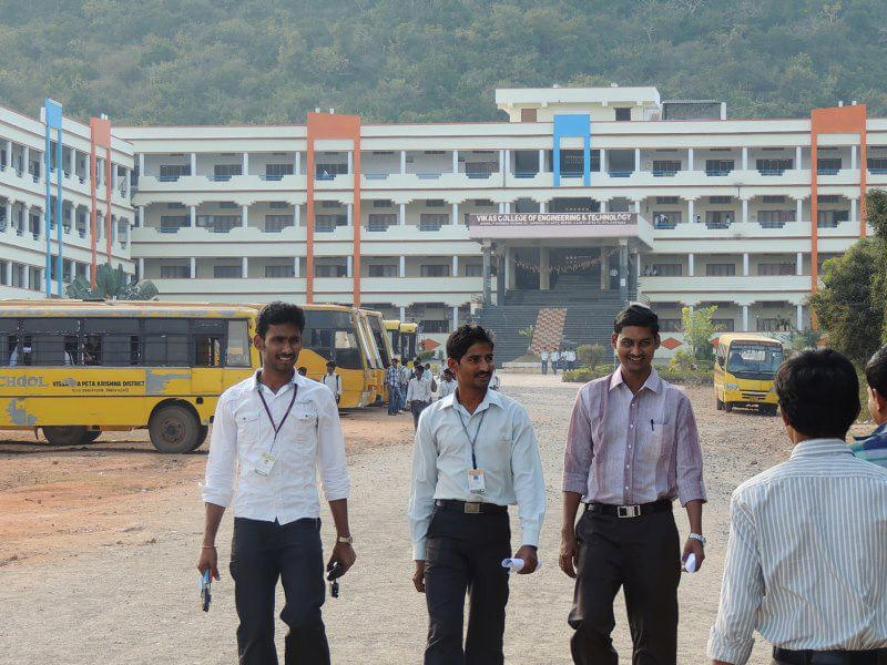 Nova College Of Engineering & Technology West Godavari Academic Building photo 2
