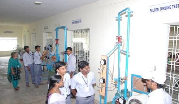 Ideal Institute of Technology, Kakinada East Godavari Laboratory photo 7