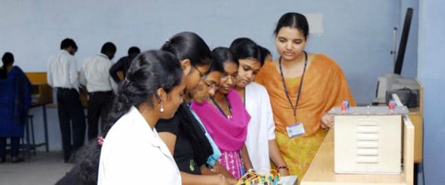 Loyola Institute of Technology and Management Guntur Labs and Library photo 1