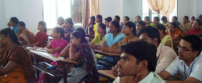 Loyola Institute of Technology and Management Guntur Labs and Library photo 4