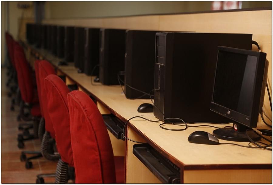 Eluru College of Engineering and Technology Campus with Facilities photo 4