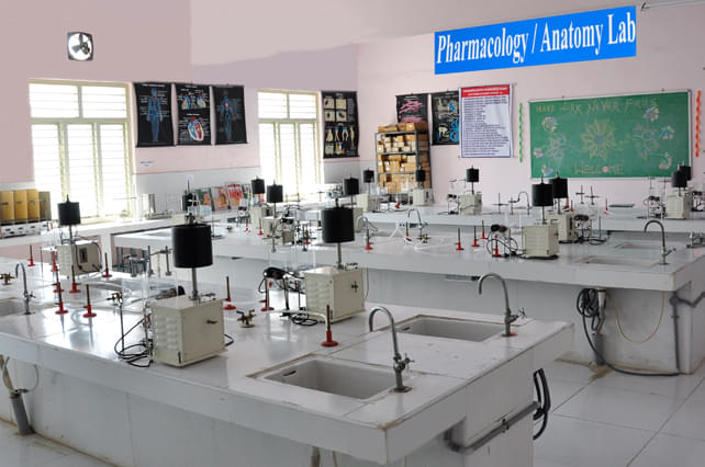 Narasaraopeta Institute of Pharmaceutical Sciences Guntur Academic Facilities photo 8