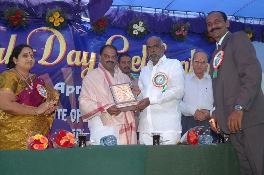 Priyadarshini Institute of Technology & Science Guntur Group Events photo 2