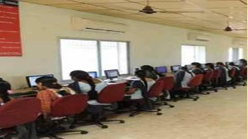 St Ann's College of Engineering and Technology Prakasam Comuter Lab photo 1