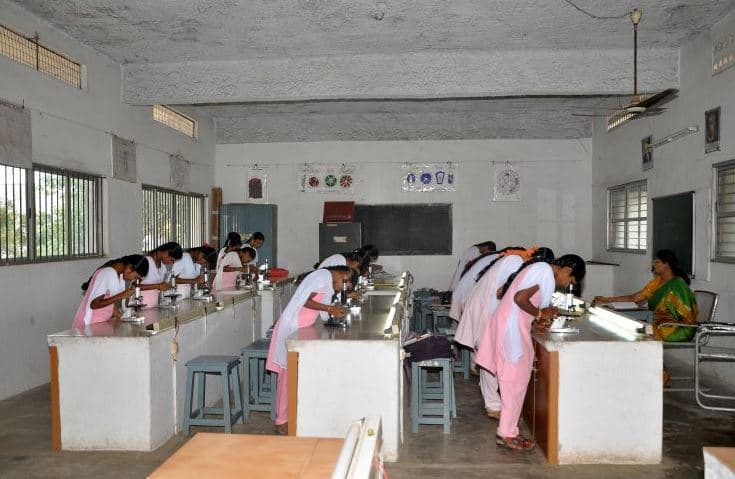Duvvuru Ramanamma Women’s College Guduru Laboratory photo 9