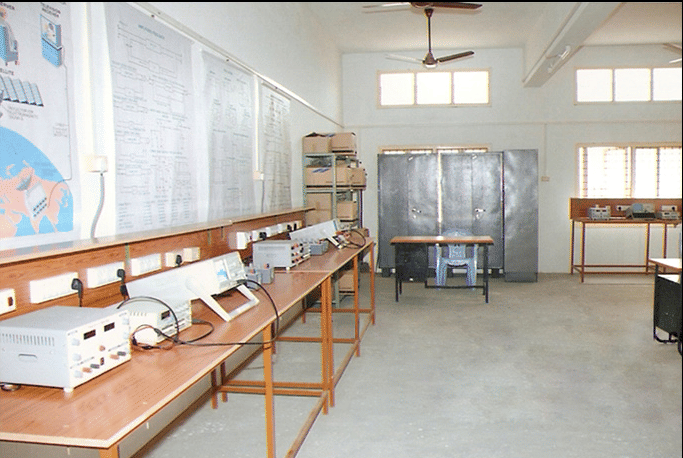 QIS Institute of Technology Prakasam Facility - Laboratory Instruments photo 2