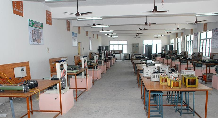 QIS Institute of Technology Prakasam Facility - Laboratory Instruments photo 13