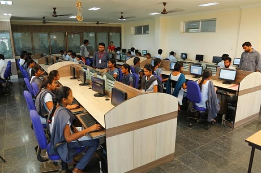 RK College of Engineering Vijayawada Facility - Laboratory Instruments photo 10