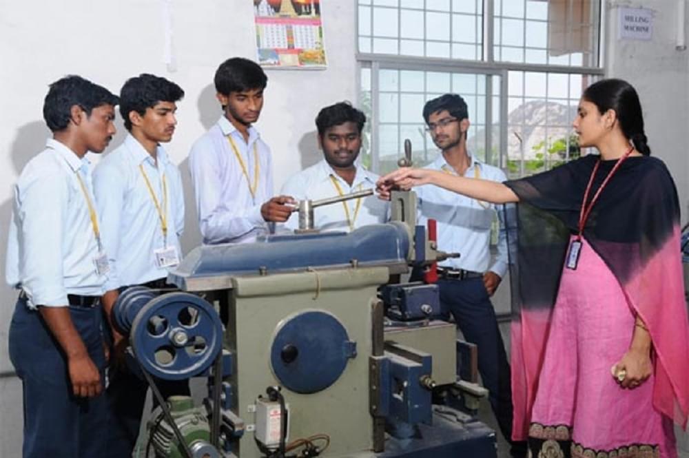 RK College of Engineering Vijayawada Facility - Laboratory Instruments photo 16