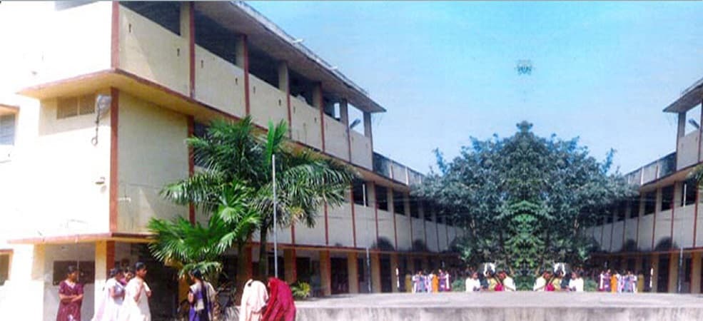 SVD Government Degree College for Women Nidadavole Academic Building photo 1